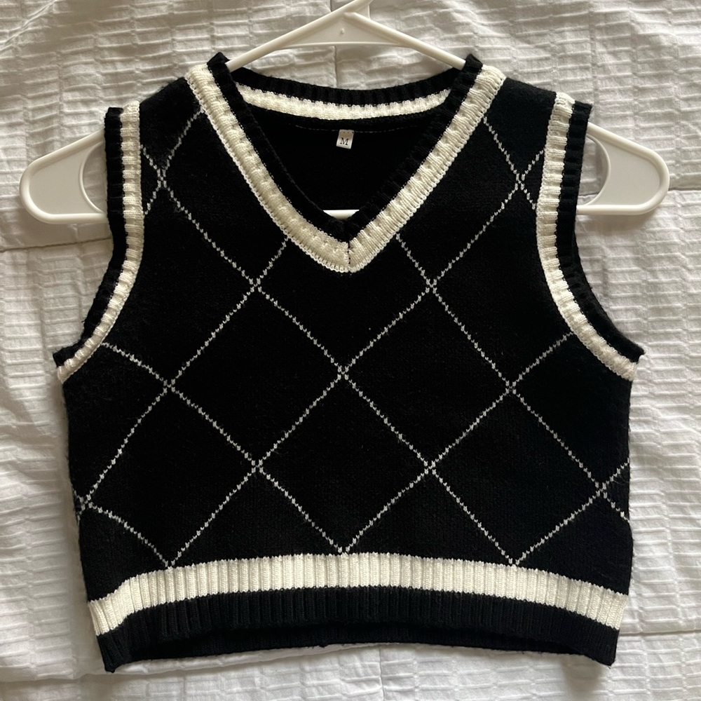 Women’s 3 pack of sweater vests